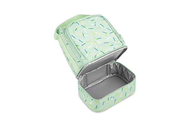 lunch bag with bottle