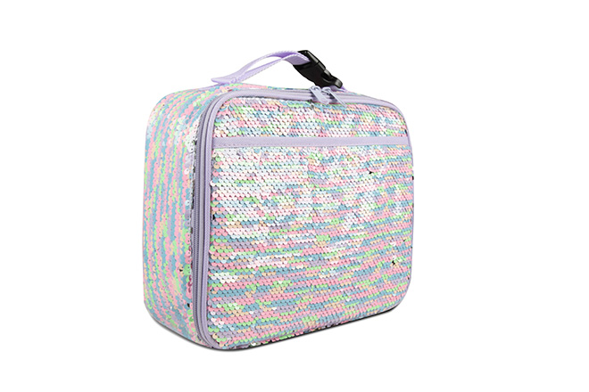 lunch bag with water bottle holder