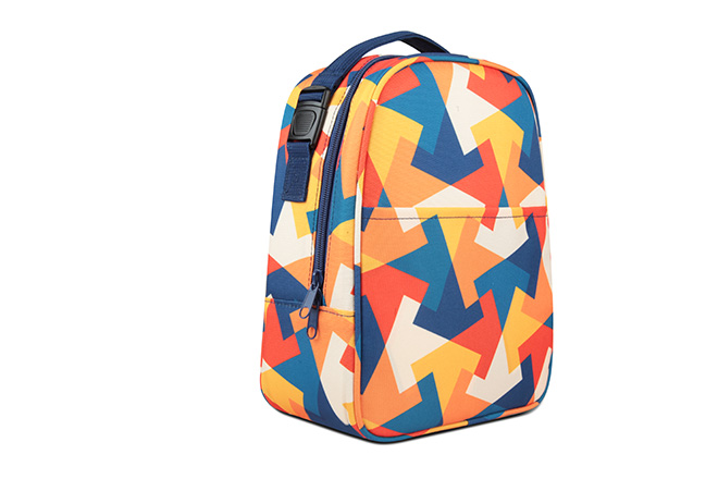 lunch box with cup holder