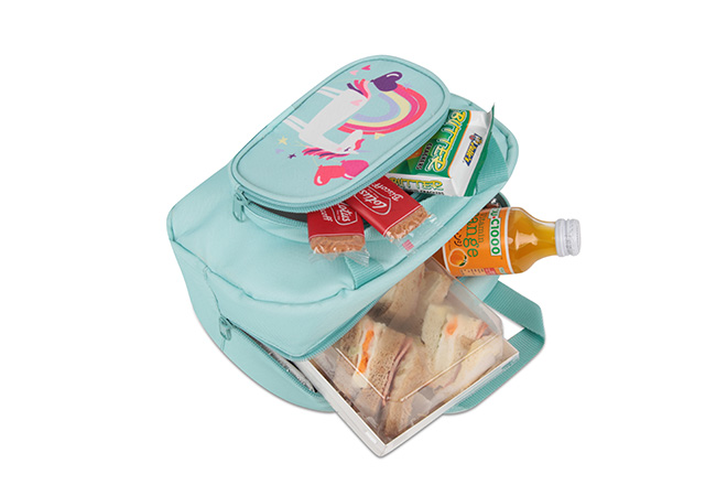 lunch box with handle
