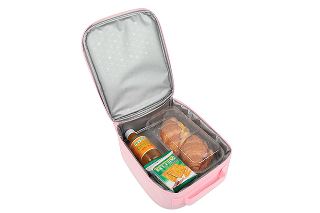 lunch box with water bottle