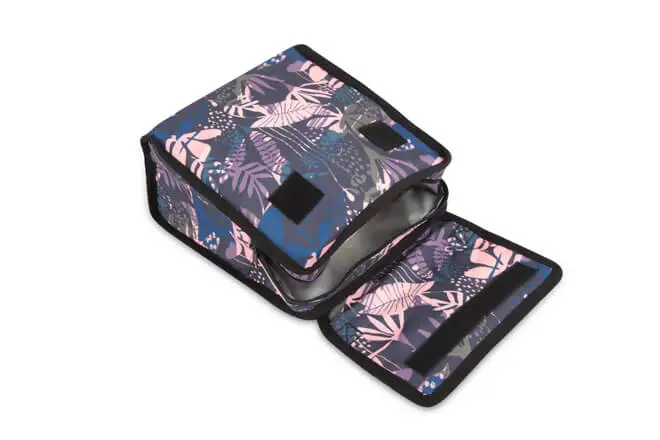lunch bag with storage