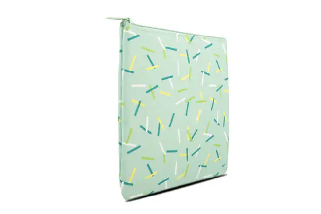 small insulated bag for snacks
